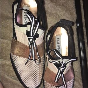 Steve Madden Sneakers